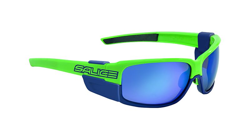 Sonnenbrille  grün mit Glas in der Farbe blau,   Brillenglas Quattro e  Brillenglas transparent