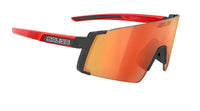 Sonnenbrille  schwarz mit Glas in der Farbe rot